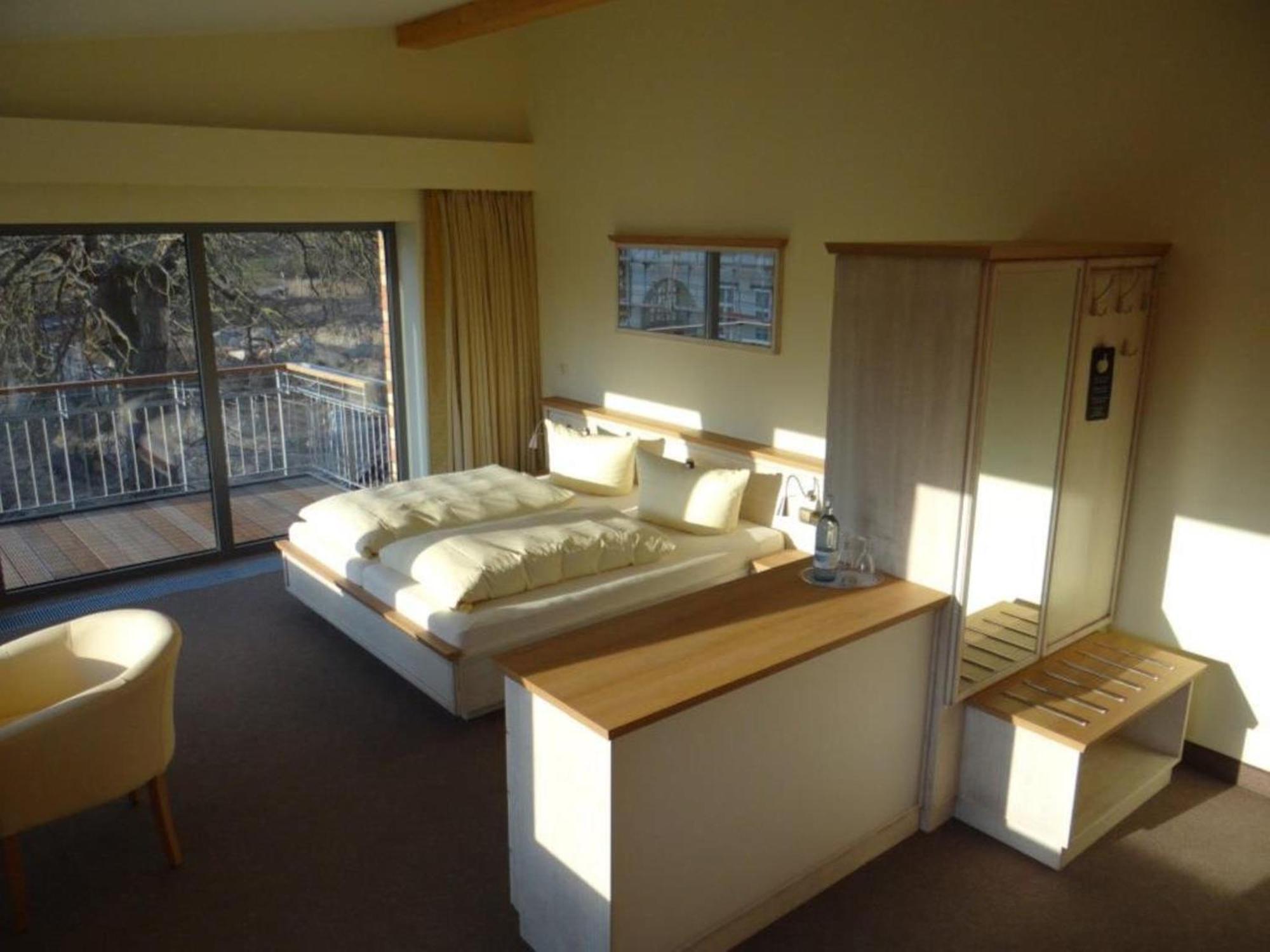 Hotel Und Restaurant Am Peenetal 리에펜 객실 사진